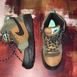 Nike boots